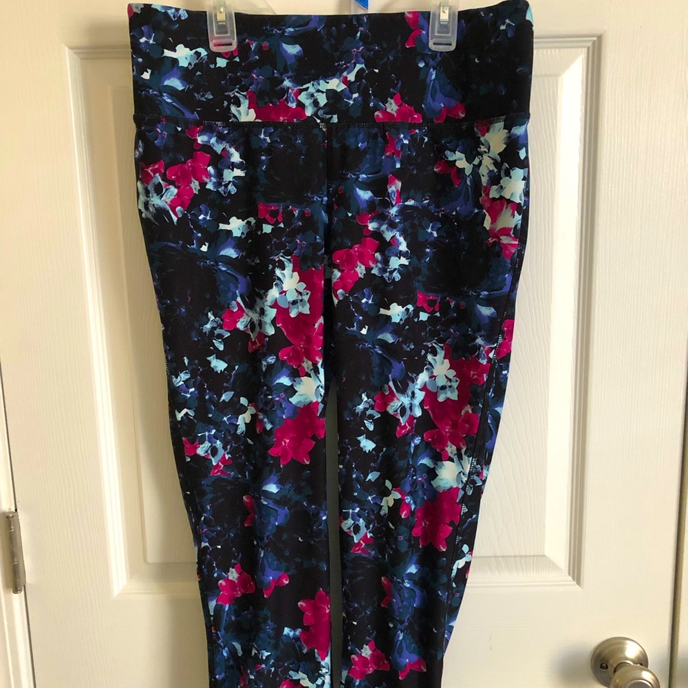 Floral Women's Capri Leggings